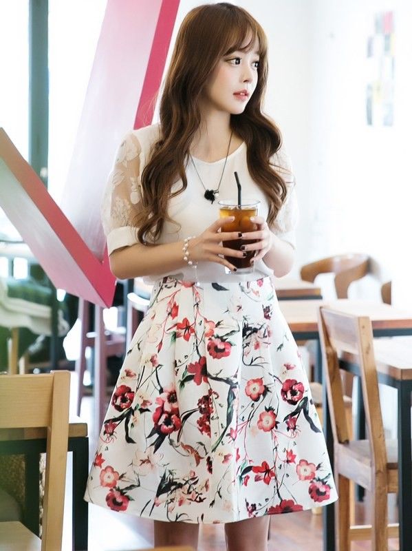 Beautiful Flower Prints On White Dress - Mauve Collection