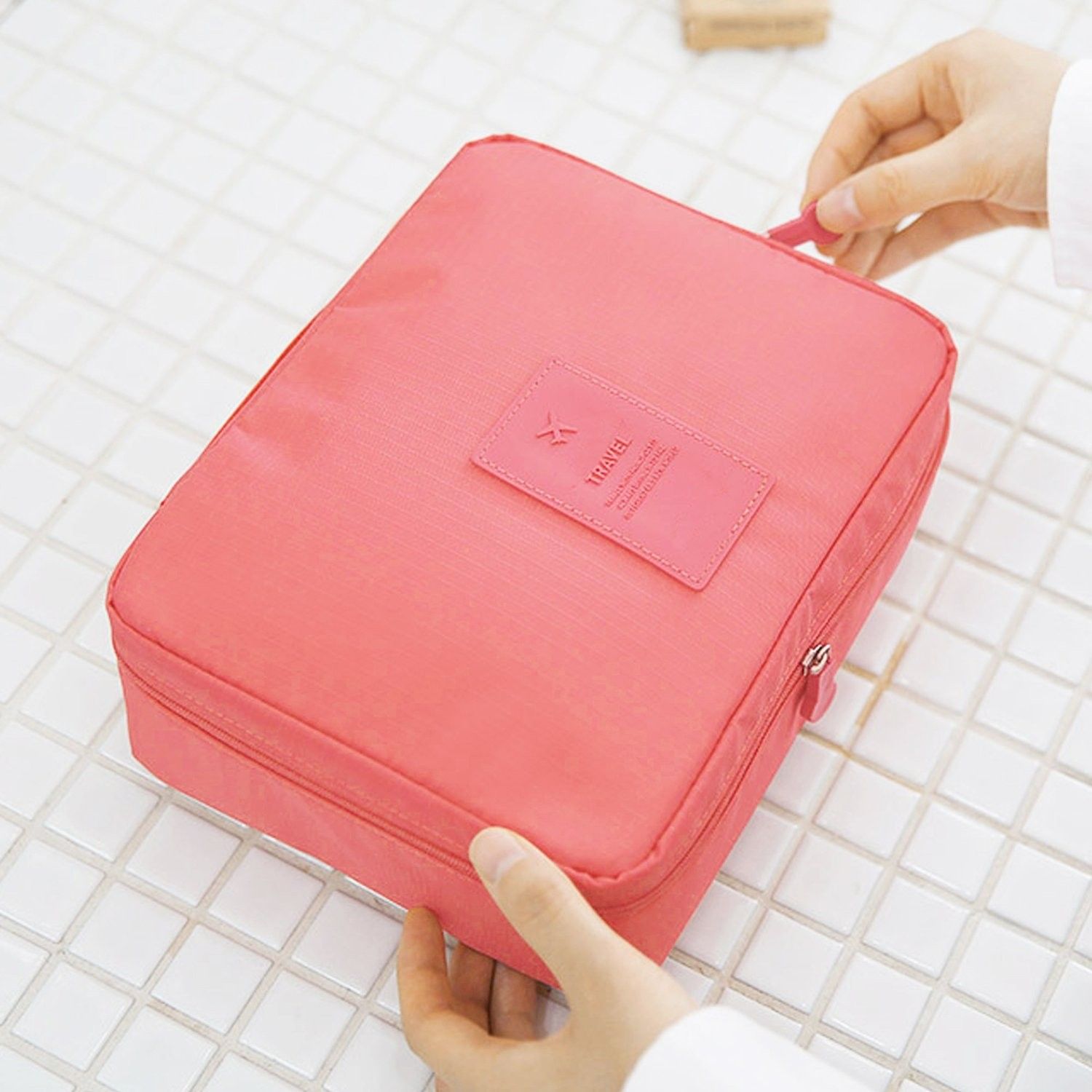 Multipocket Travel Pouch Assorted 1 Unit - Connectwide
