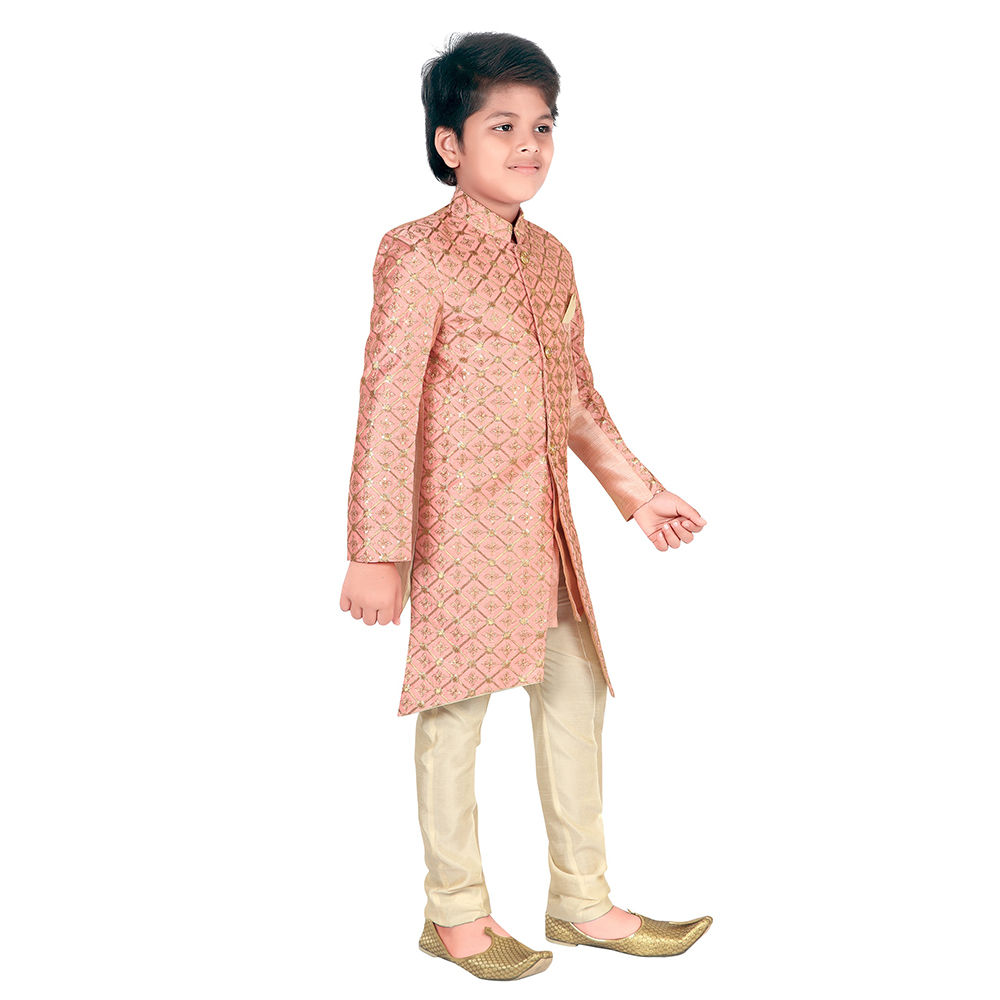 features material silk the actual product may differ slightly in
features material silk the actual product may differ slightly in