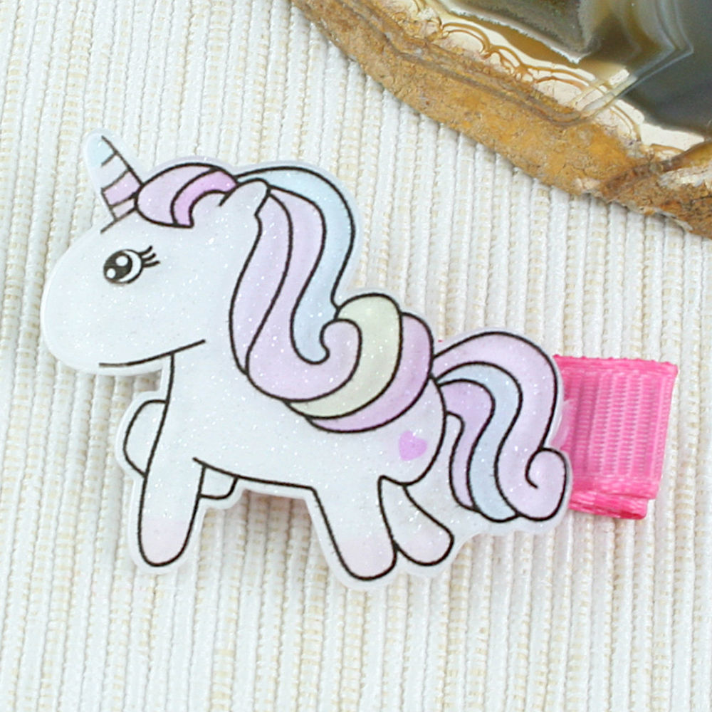 dress your little girl in this lovely accessories and make