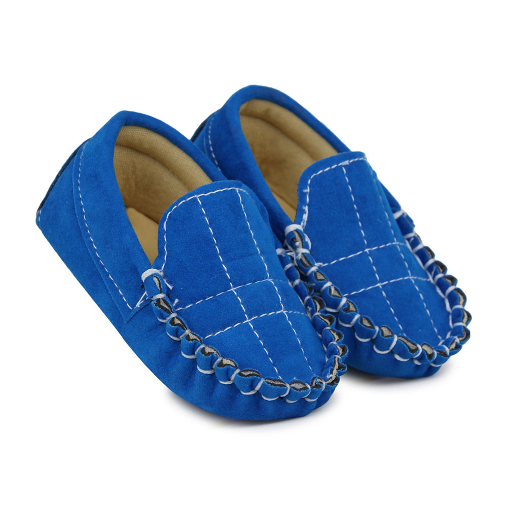 features upper material synthetic leather sole material 100 synthetic leather
features upper material synthetic leather sole material 100 synthetic leather