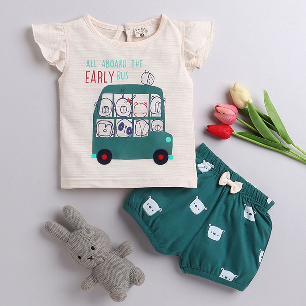 features top material 100 cotton bottom material 100 cotton fit 
features top material 100 cotton bottom material 100 cotton fit