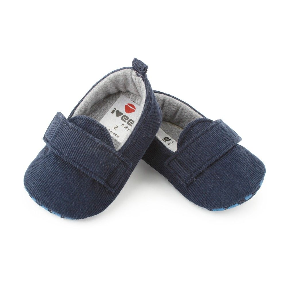 

cotton codroy basic ivee shoes presents stylish baby booties for