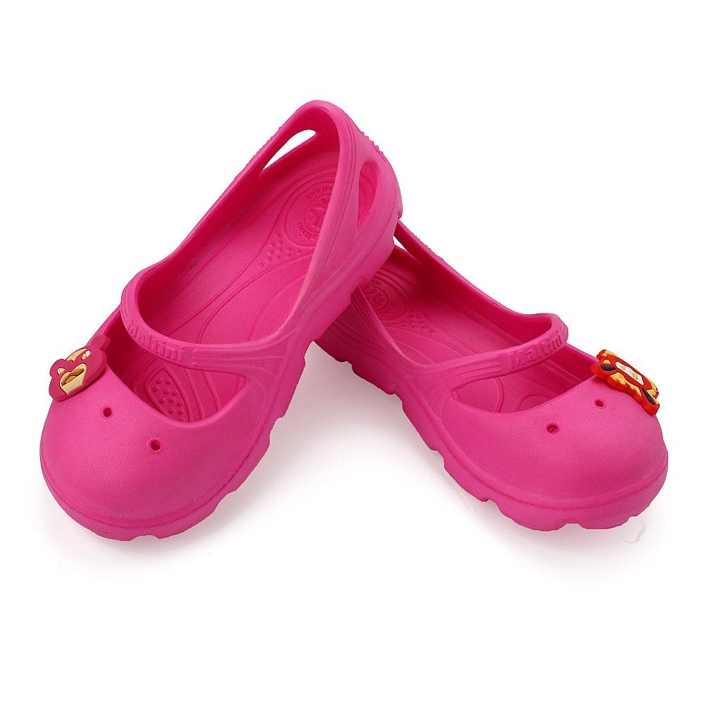 pink water shoes