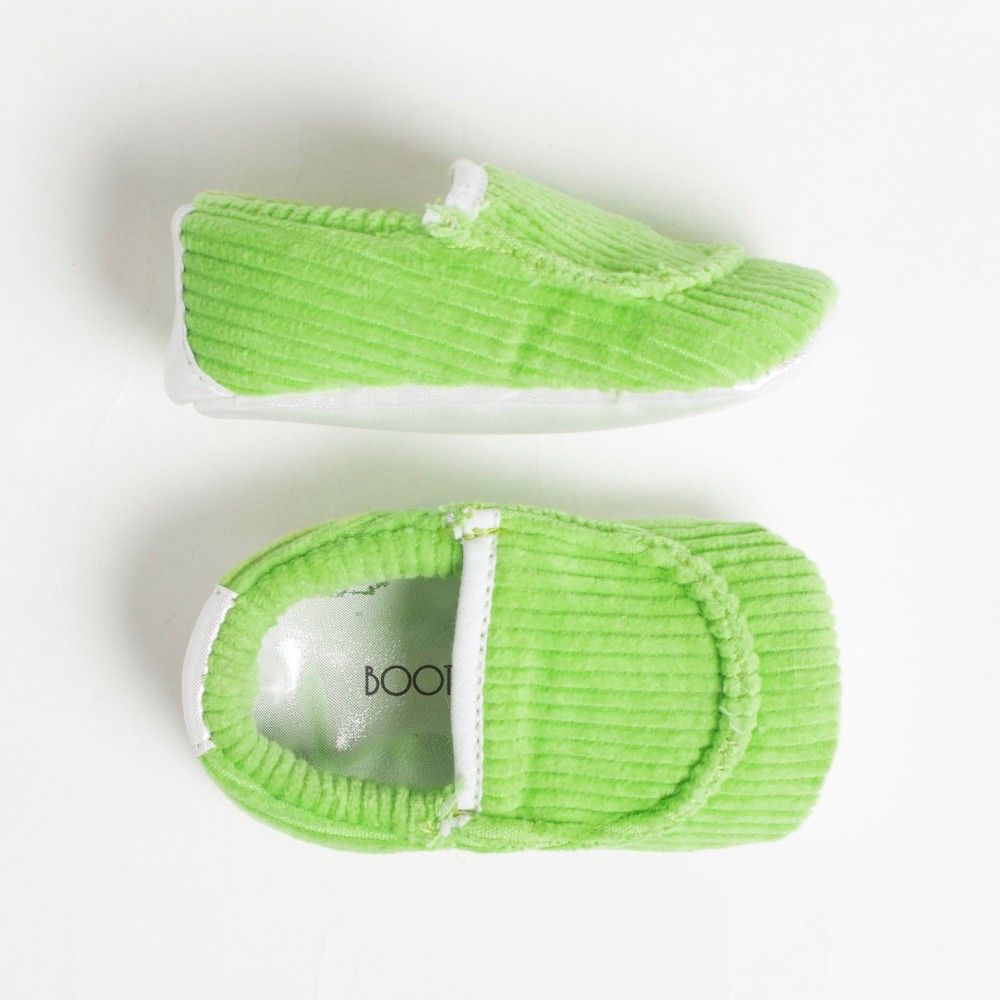 green infant shoes