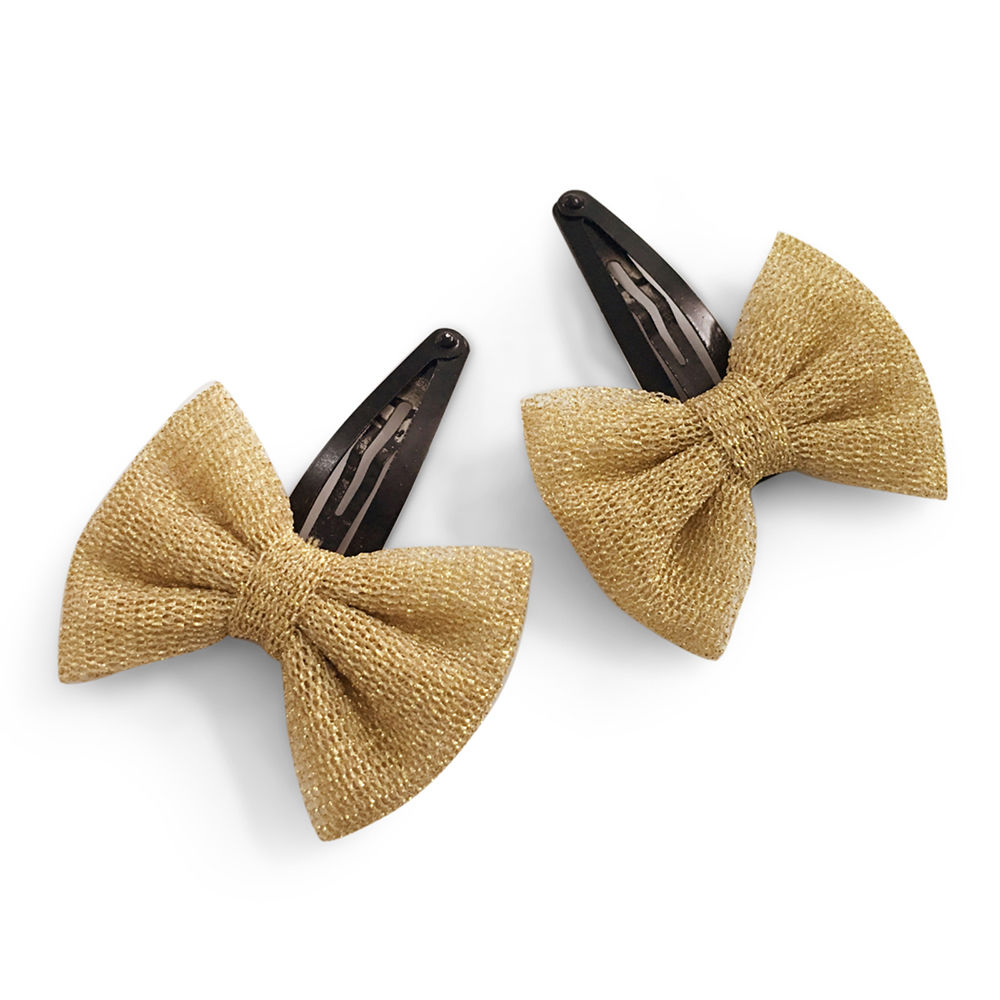 

dress your little girl in this lovely accessories and make