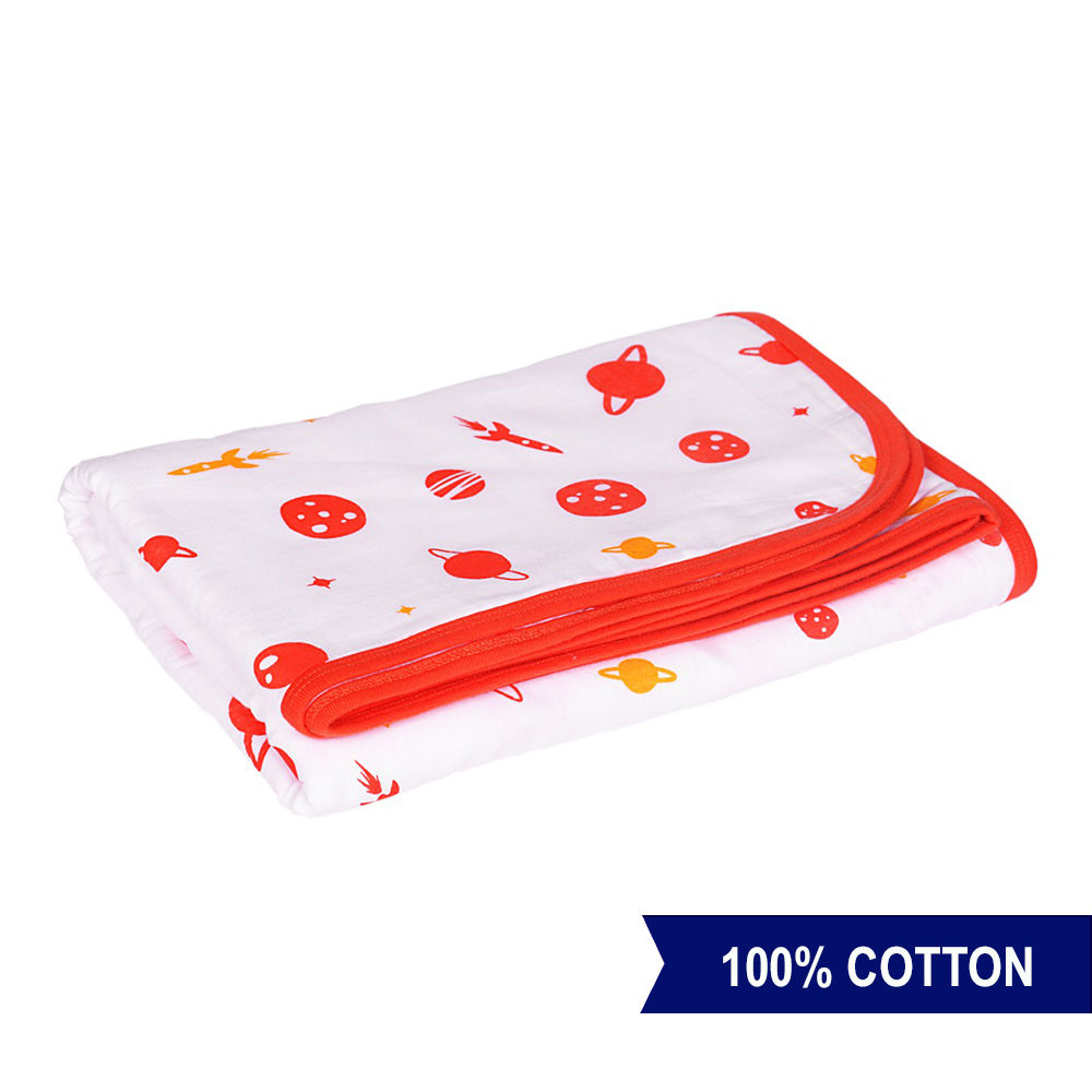 

sporting a cosy and comfortable design this blanket can be