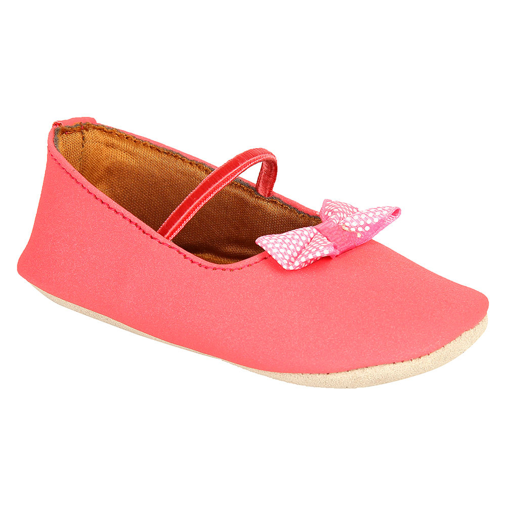 

features elastic strap material pu what s included 1 pair