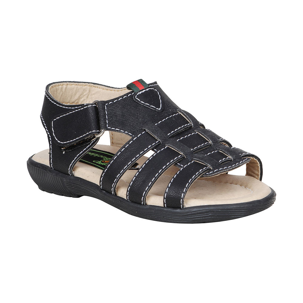 

features closure strap matte finished leather straps comfortable in every