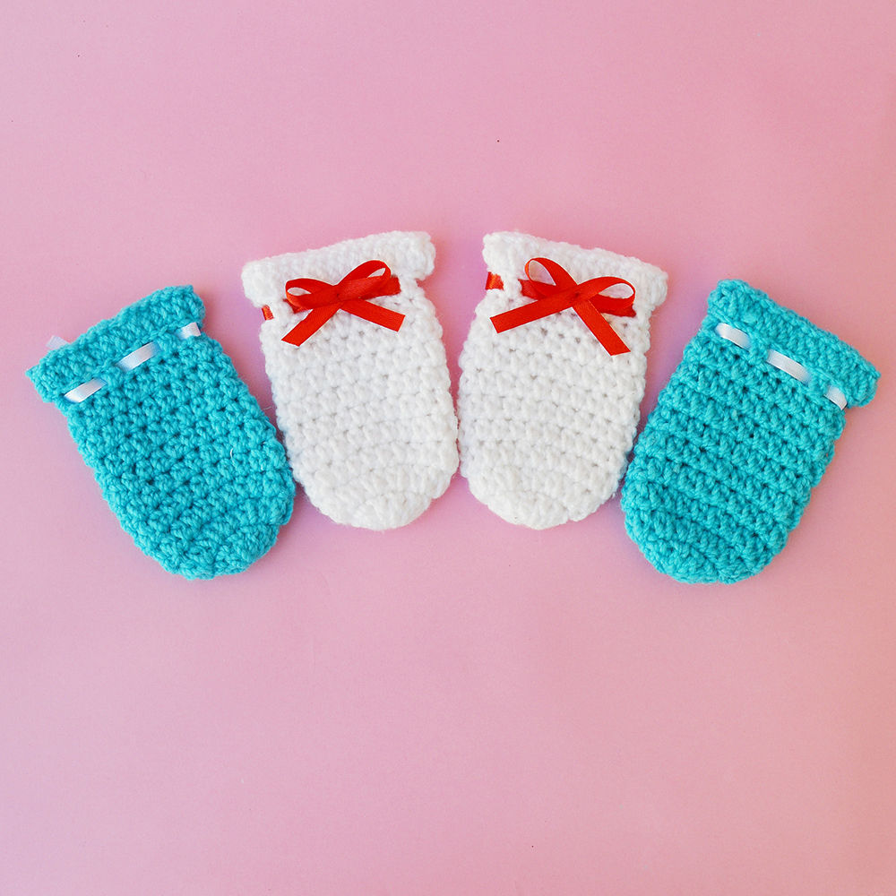 

features age upto 6 months material 100 wool the actual