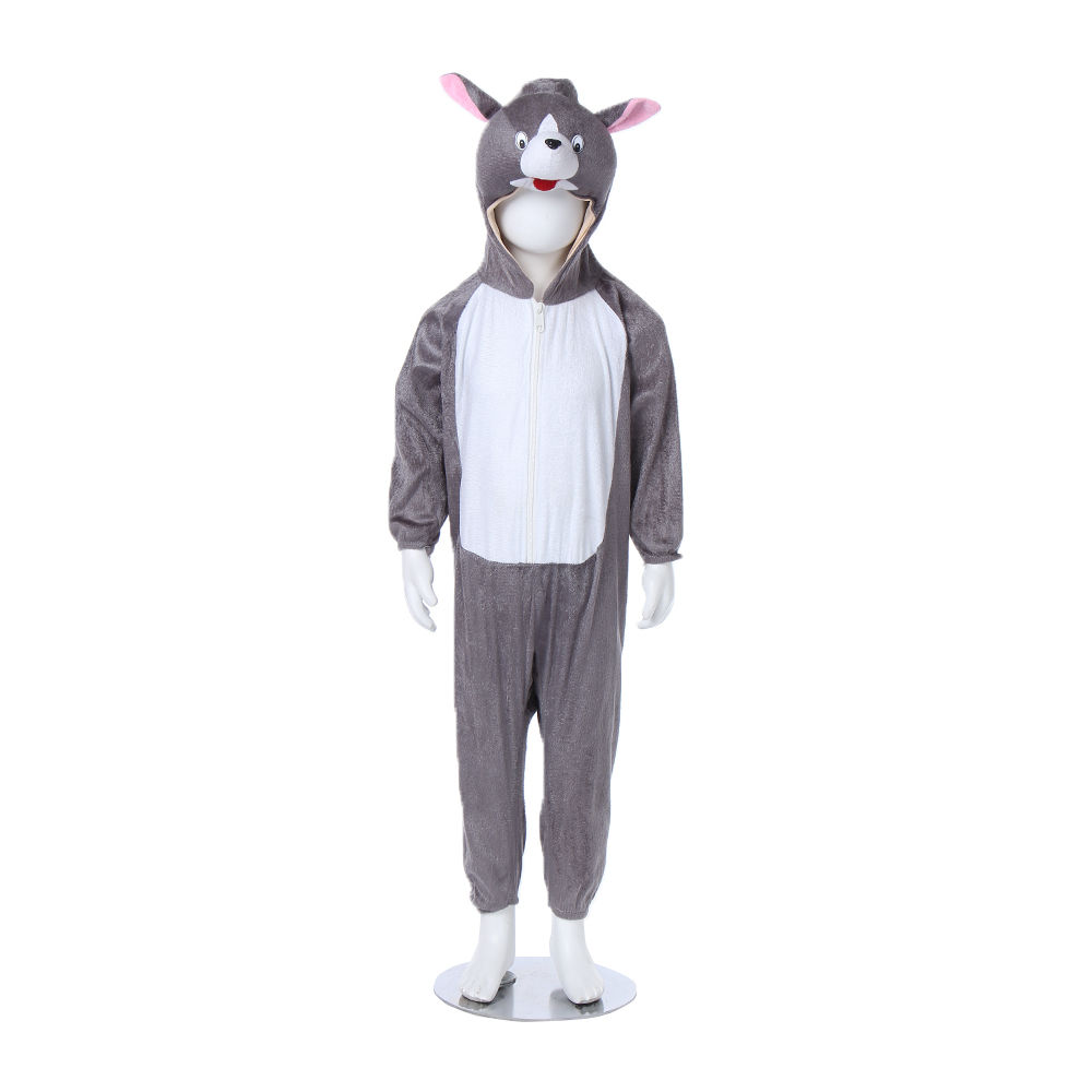 

here’s a costume with a bit of style and character