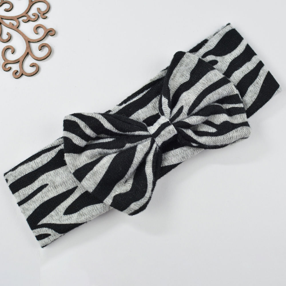 

dress your little girl in this lovely accessories and make