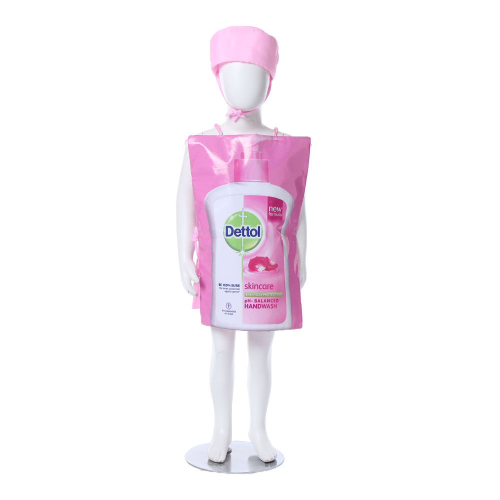 

here’s a costume with a bit of style and character