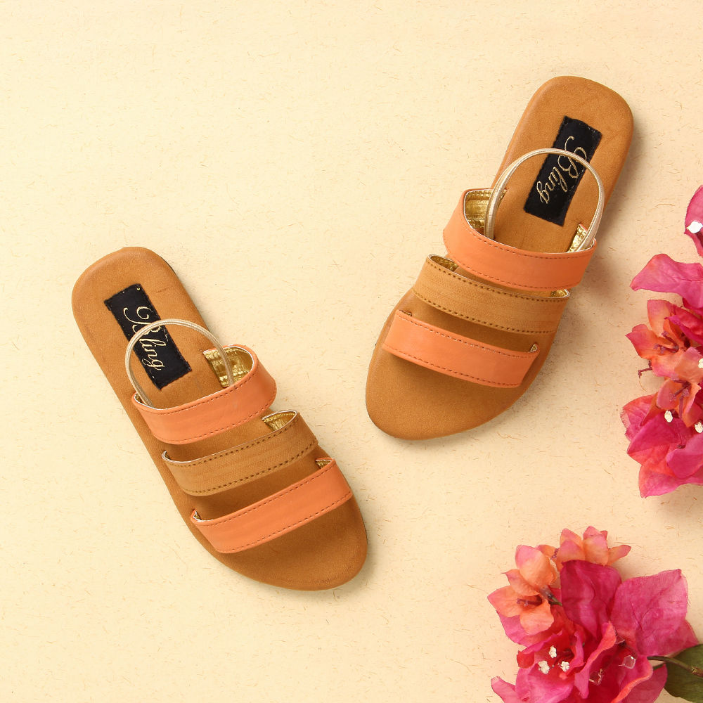 

features upper material artificial leather sole material pvc the actual