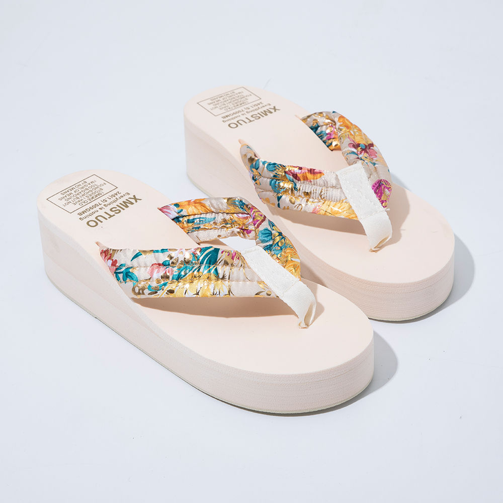 11 Cm High Heel Women Flower Slipper Women Thick Bottom Casual Flip-flops  Slipper Handmade Fashion Beac… | Flower slippers, Flip flop slippers,  Summer sandals wedge