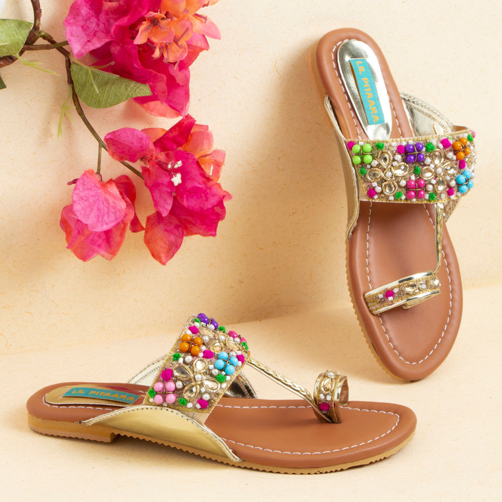 

features upper material zari designed for perfect fit the actual