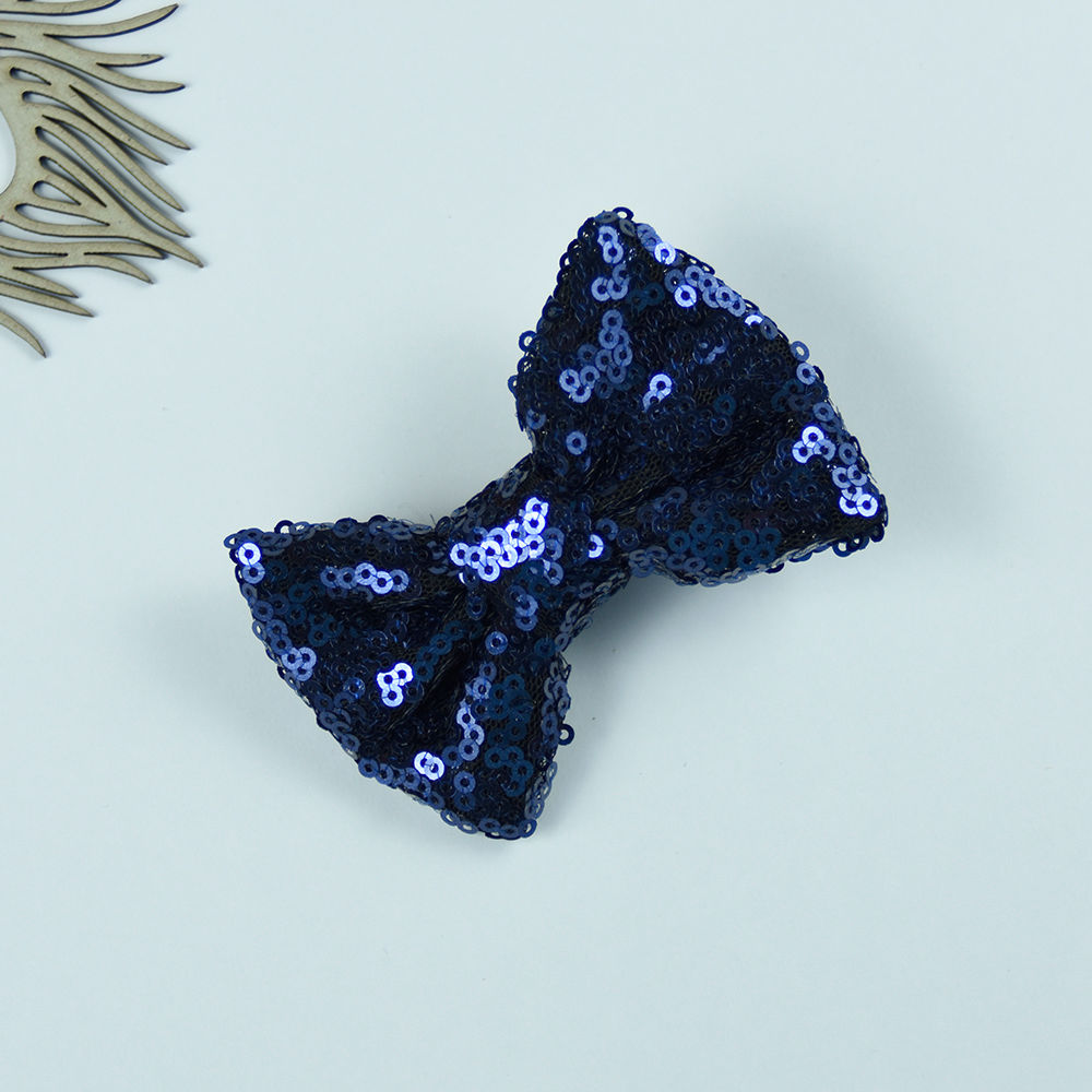 

dress your little girl in this lovely accessories and make