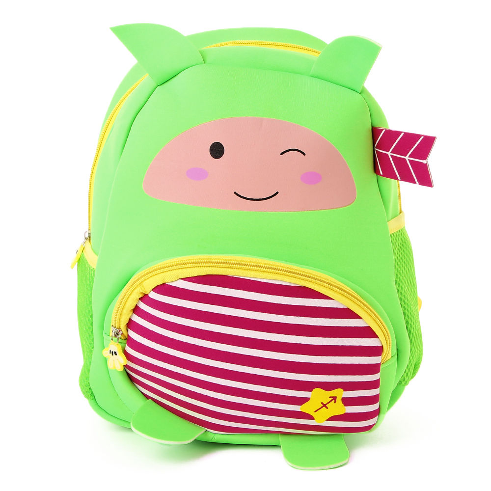 

this attractive school bag is tailored keeping in mind kids