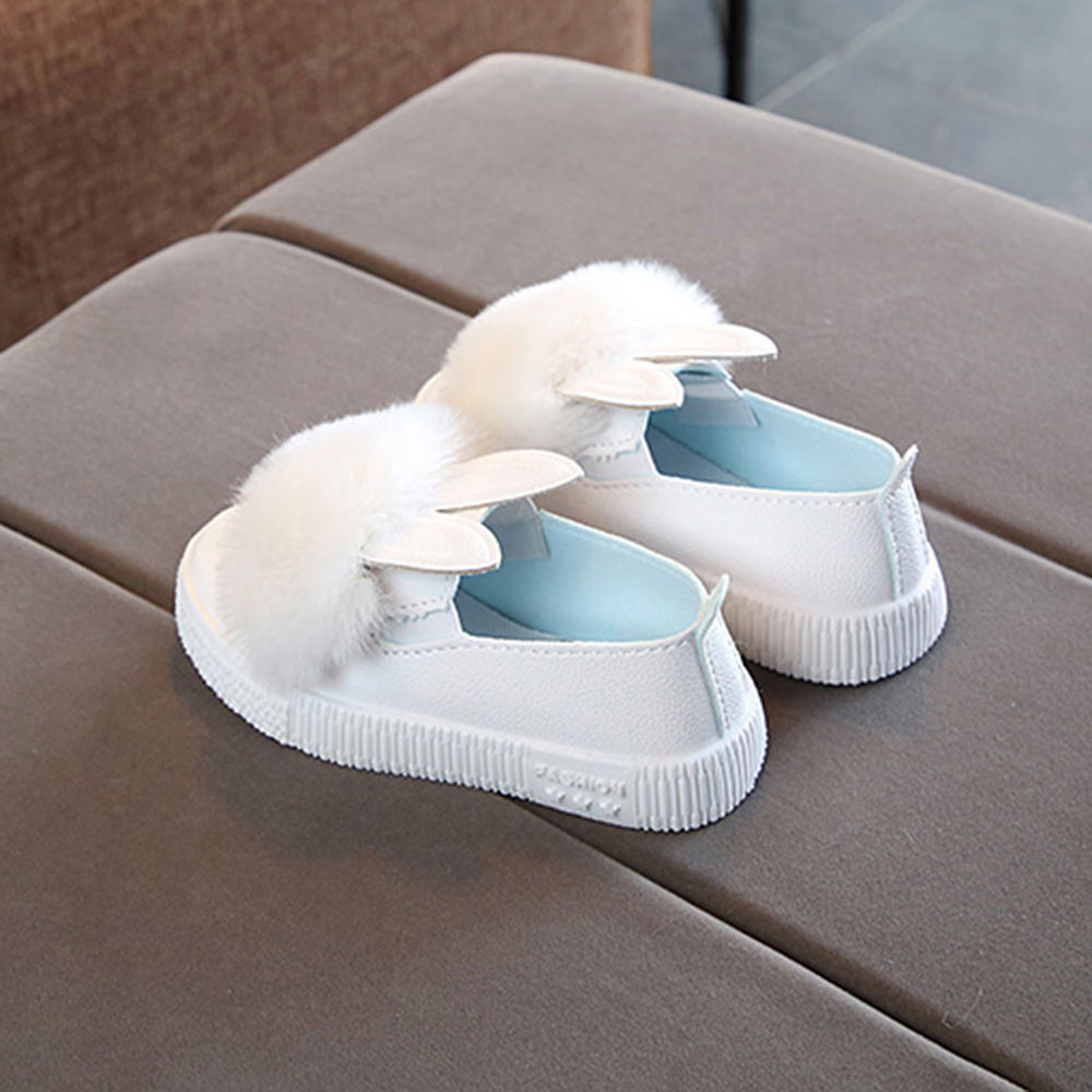 White on sale fur shoes