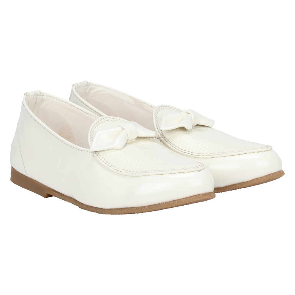 

features upper material pu sole material tpr the actual product