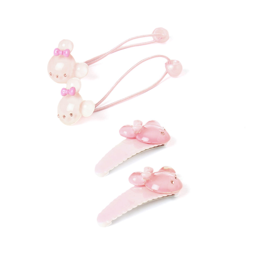 

dress your little girl in this lovely accessories and make