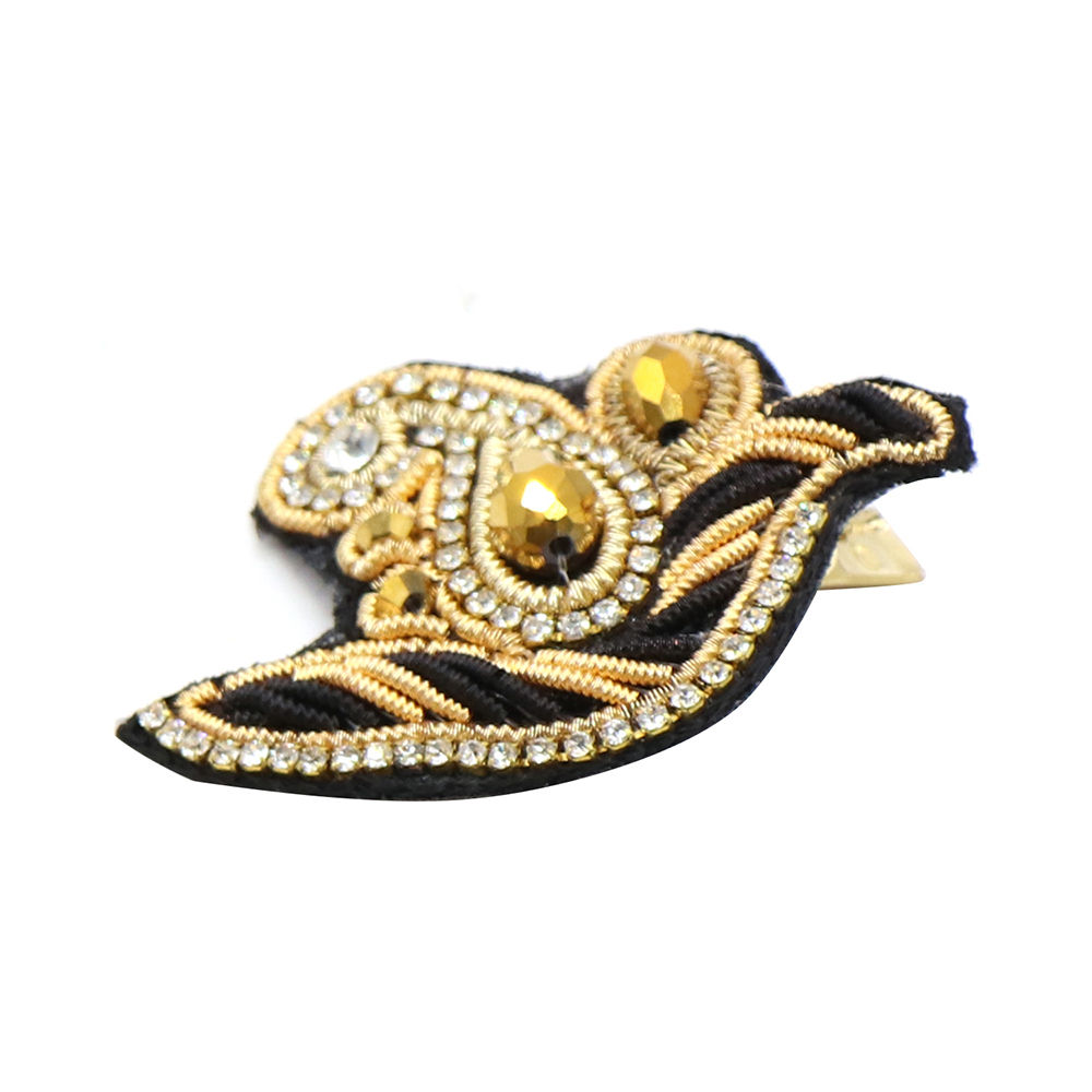 

dress your little girl in this lovely accessories and make