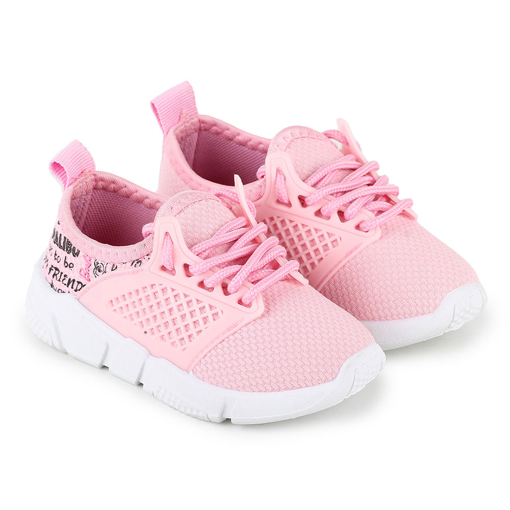sport shoes pink