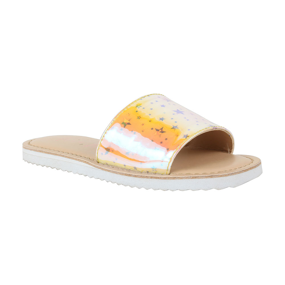 

features upper material leather sole material tpr the actual product