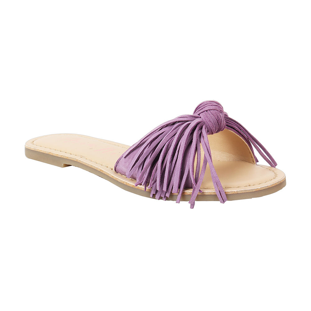 

features upper material leather sole material tpr the actual product