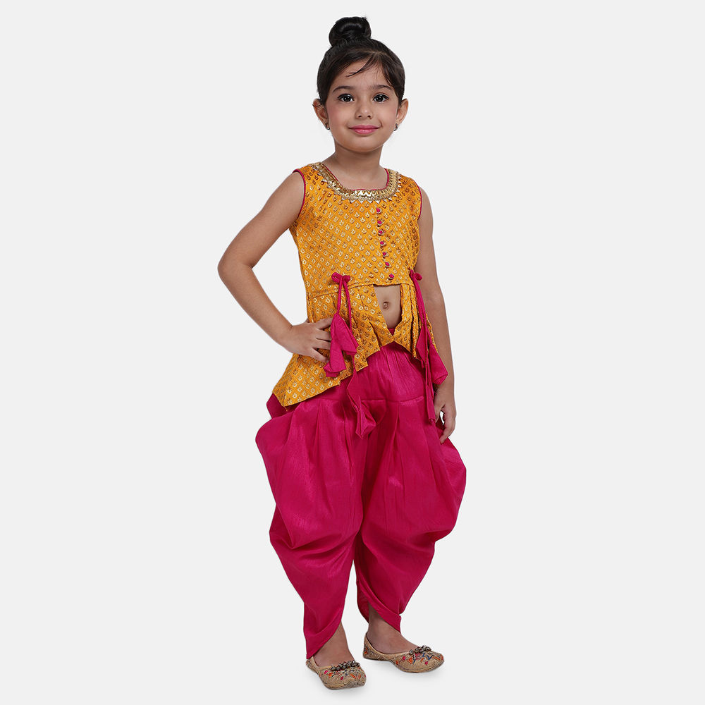 

features fabric jacquard dupion actual product may slightly vary what