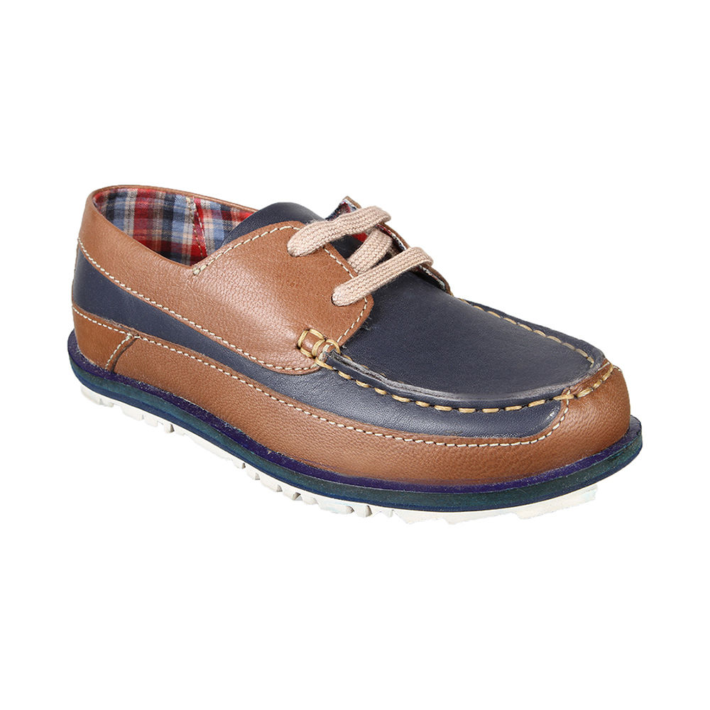 

features upper material leather sole material rubber insole material padded