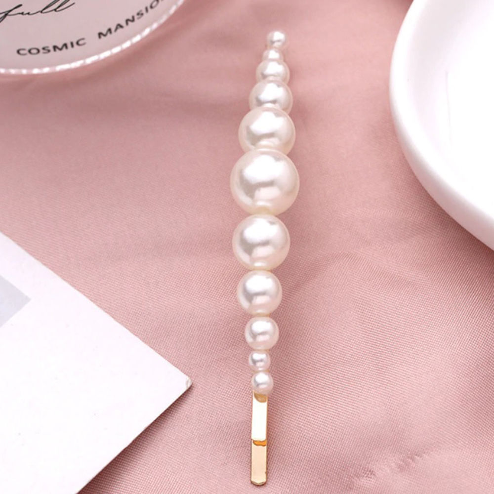 

dress your little girl in this lovely accessories and make