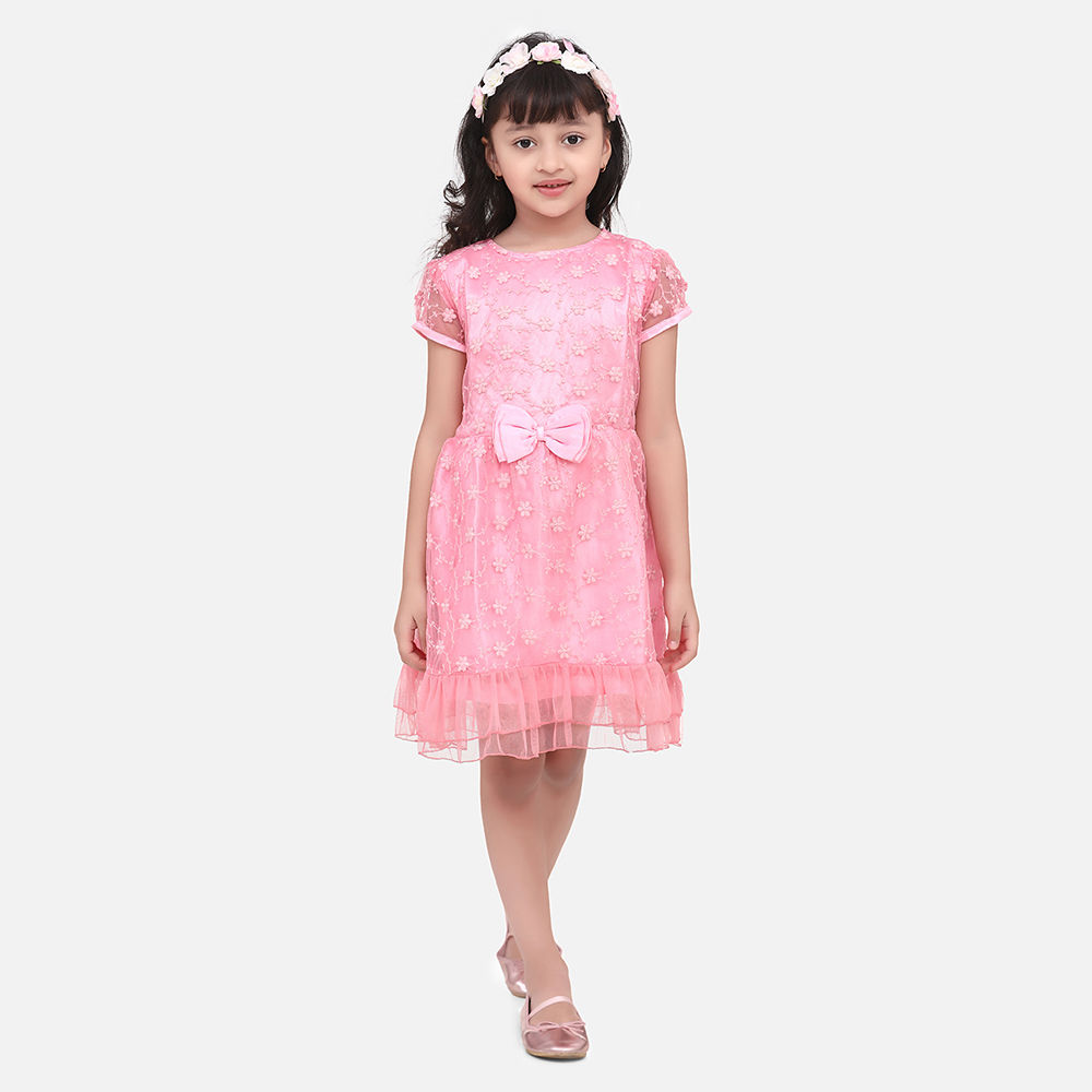 

features fabric lace the actual product may differ slightly in