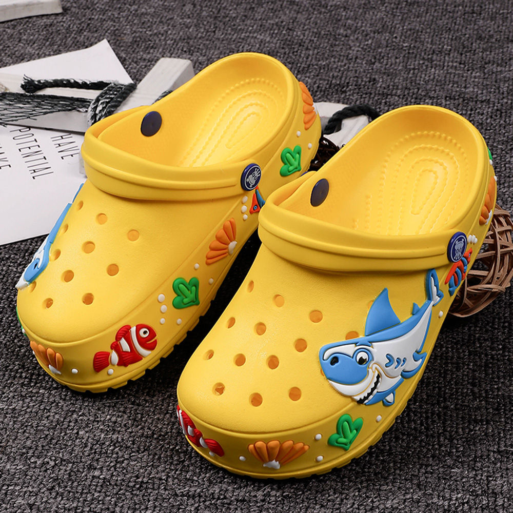 

features upper material 100 rubber sole material 100 rubber the