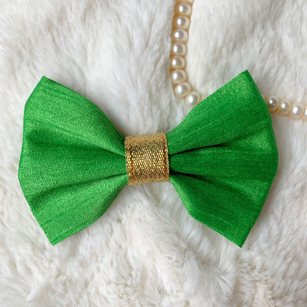 

dress your little girl in this lovely accessories and make
