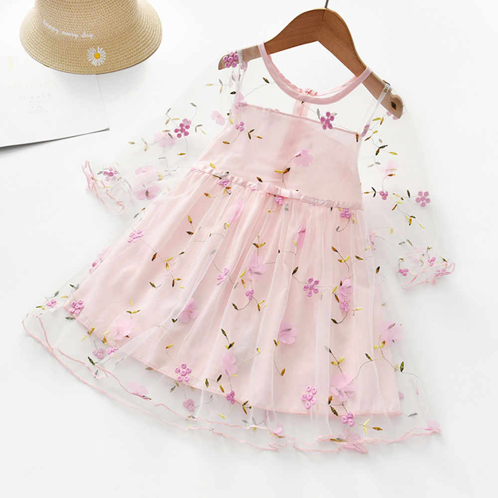 

features material 75 cotton and 25 organza the actual product