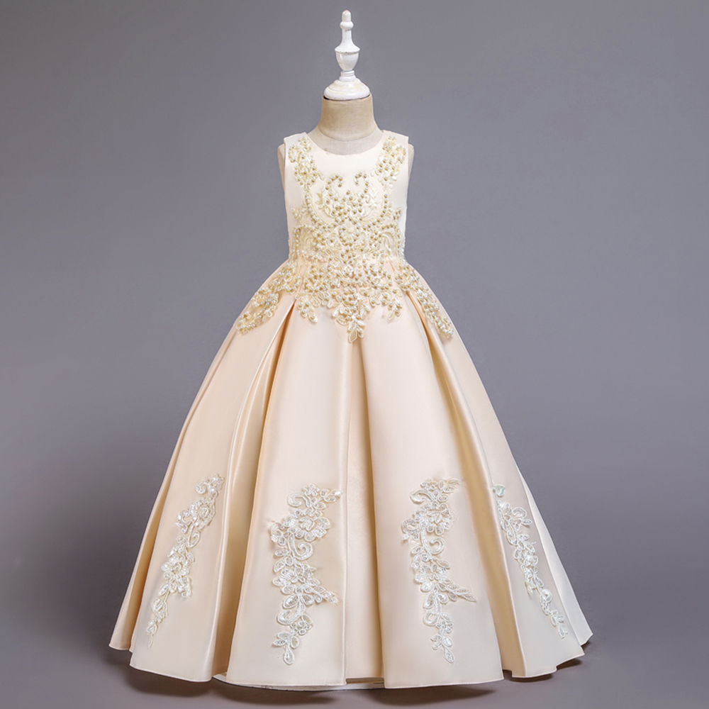 

features material 100 polyester the actual product may differ slightly