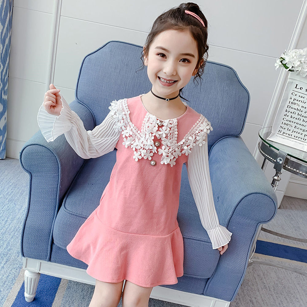 

features material 100 polyester the actual product may differ slightly