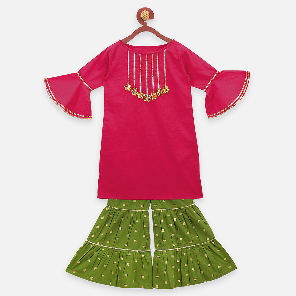 

features material cotton the actual product may differ slightly in