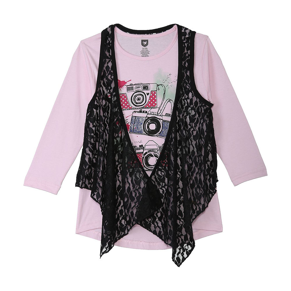 

features material knits the actual product may differ slightly in