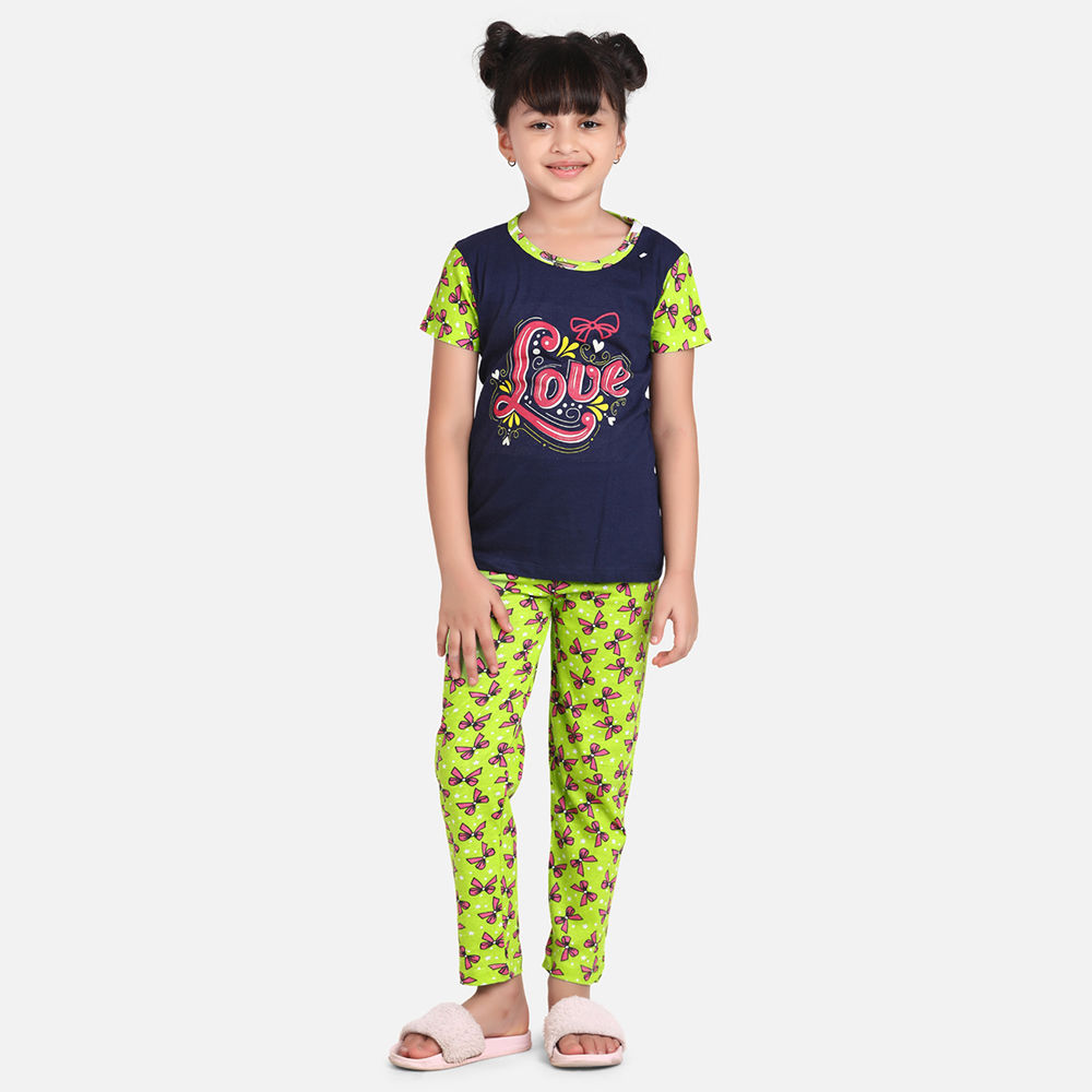 

features material 100 cotton the actual product may differ slightly