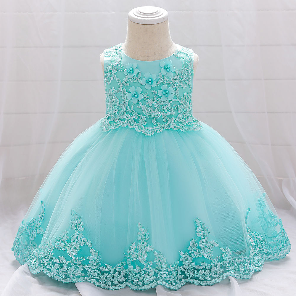 

features material 65 polyester and 35 viscose the actual product