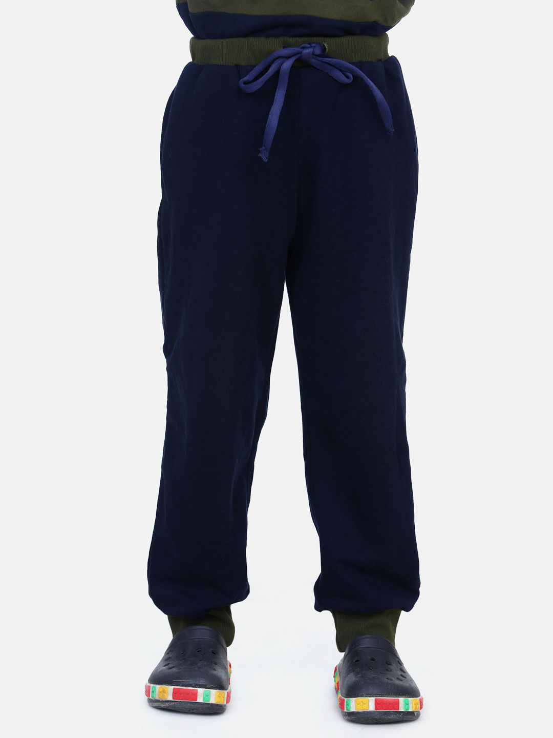 

features material french terry the actual product may differ slightly