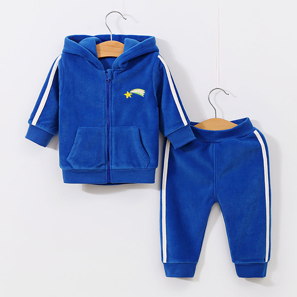 

features material 100 polyester the actual product may differ slightly