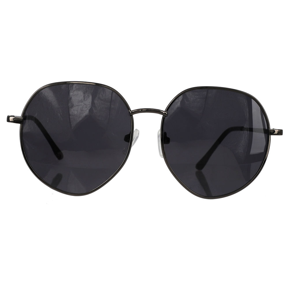 

this product in display has lens made of quality polycarbonate