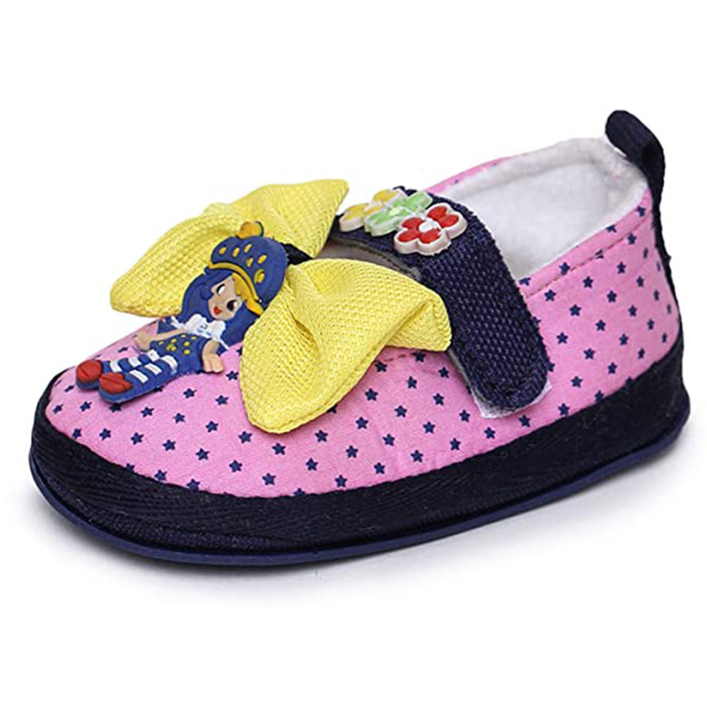 

features material cotton fabric the actual product may differ slightly