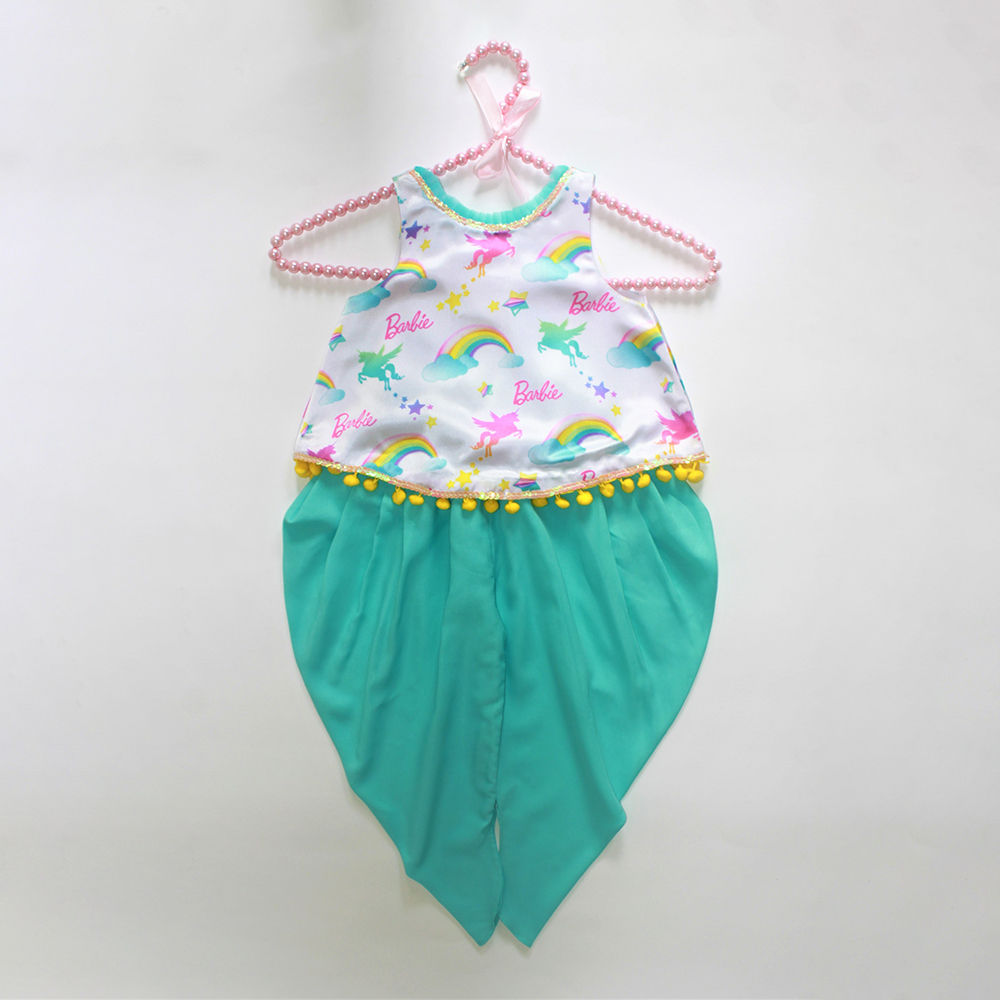 

features material polyester the actual product may differ slightly in