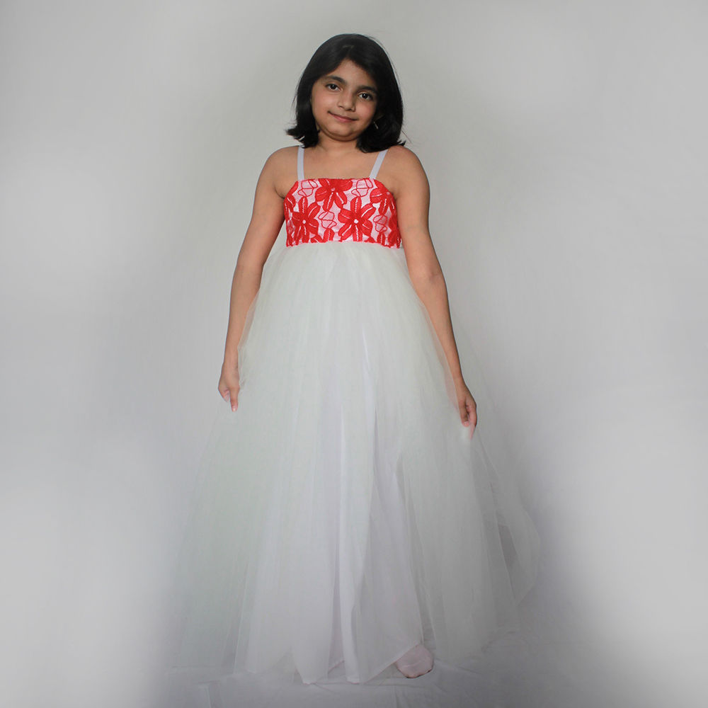 

features material polyester the actual product may differ slightly in