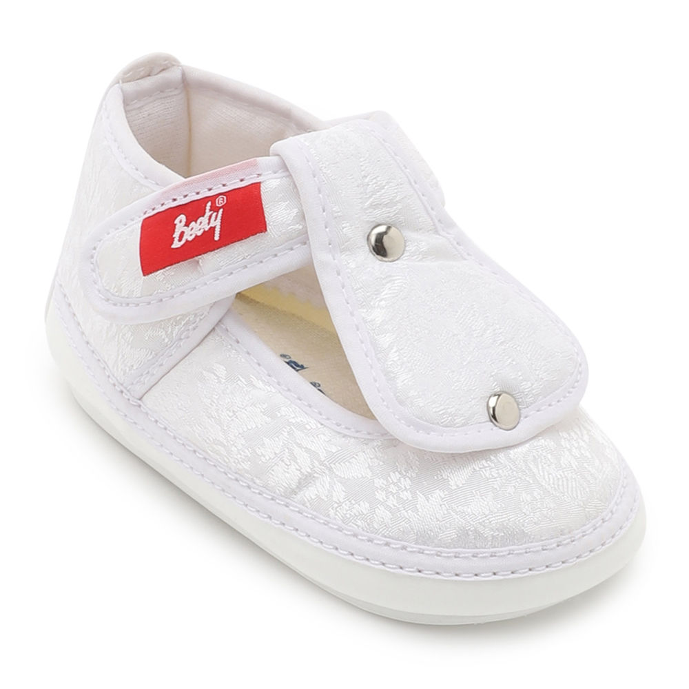 

features material foam padded fabrics the actual product may differ