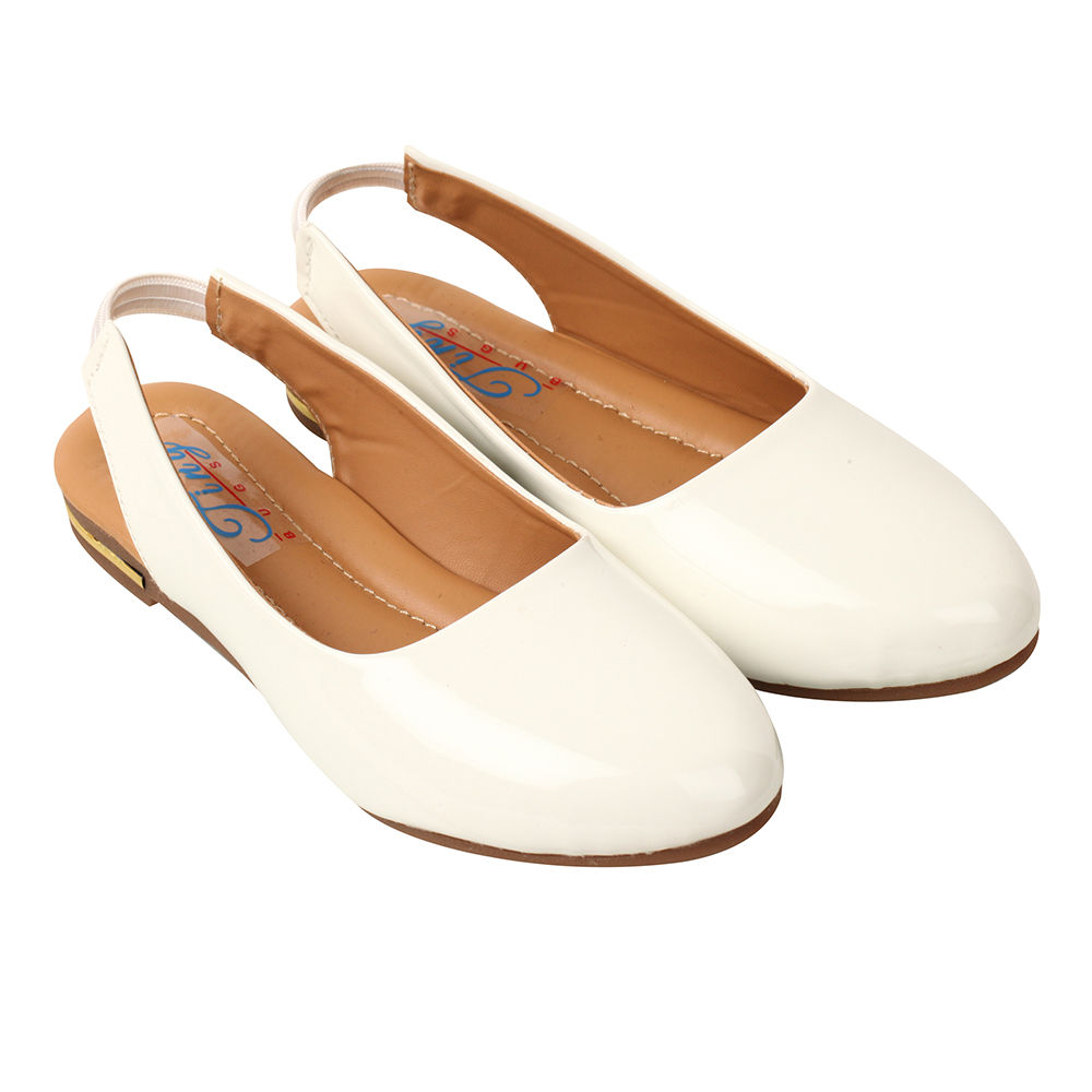 

features material composition synthetic leather the actual product may differ